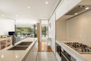 Riverside Lux 2Bed 2Bath Parking