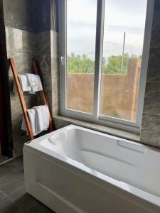 Charm Hon Rom Villas Resort