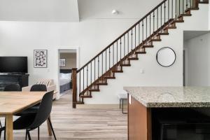 4BR Unit In The Heart Of Harrison