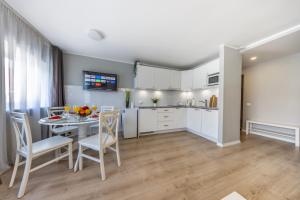 Old Town, Beautiful yard view, Sauna