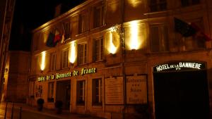 Hotels Hotel De La Banniere De France : photos des chambres