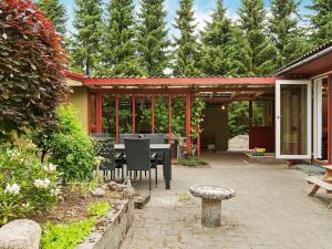 4 person holiday home in Fårvang-By Traum