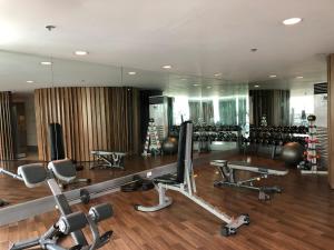 Cozy House BGC 1BR up to 6 Guests 100MBPS WiFi