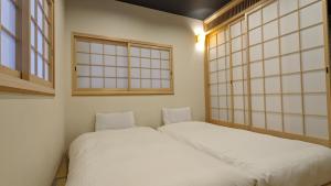 Nobuhiro Kyoto and Reizei - Vacation STAY 19704v