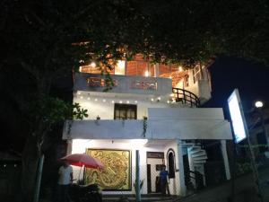 The Options Beach Inn Colombo