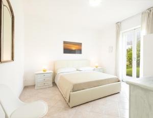 Elysium House - Apartment in Villa with Garden