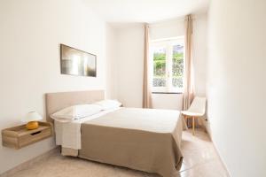 Elysium House - Apartment in Villa with Garden