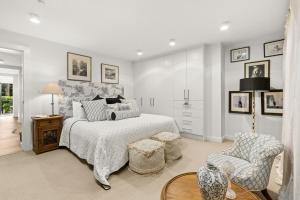 Chic Pied-à-Terre with Private Courtyard near Bondi