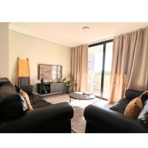 Sunny Apartment in Summerstrand within walking distance of the beach, PE