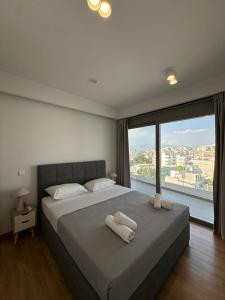 Niarchos Elegant Penthouse