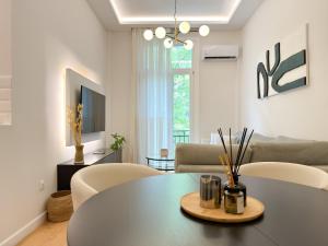 Luxury Downtown Apartment A1