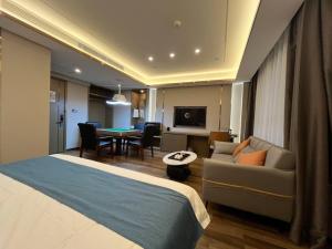 万信至格酒店乌鲁木齐机场德港万达店 - 3hvězdičkové hotely ve městě Urumči