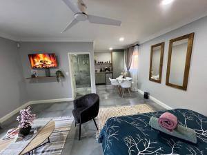 Afrique134 Olive Tree Private Courtyard Suite