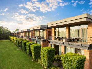 Taj Damdama Lake Resort & Spa, Gurugram