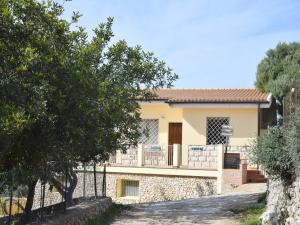 Villa in Syracuse with Pool and Terrace