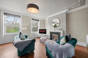 Georgian Apartment In Yorkshire - Parking