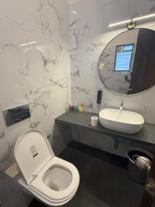 Cozy 3BHK Villa with Private Lawn in Karjat