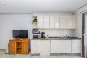 KOKA Central Flat Playa Ingles-Pool & Views