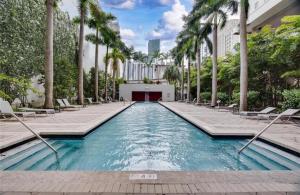 Downtown Miami Loft-Style Apartment Near Brickell & Bayside