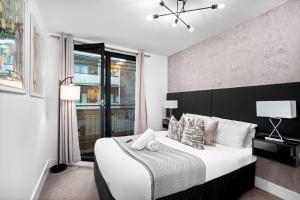 Chinatown Arcadian Apartment - Balcony Views & Private Parking - City Centre 16A