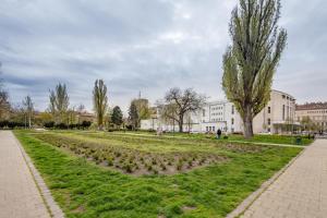 Central - Relaxing Stay - Relaxing Sleep