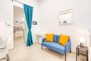 Central - NEW with Balcony - Charming