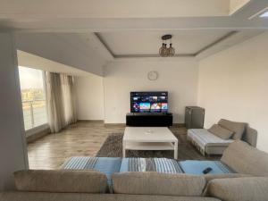 Zamalek Two-Bedroom Apartement Nile View