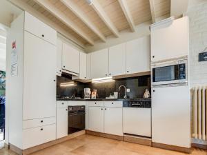 Holiday Home in Koekelare with Scenic Views