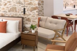 Psyrri Hideout - Chic 2BR Apartment by UPSTREET