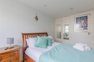 Stunning 3 Bedroom House with Garden in Battersea