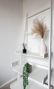 Cosy Suite Sleeps 3 with Parking