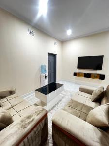 Hadraj Sokoine Apartment2