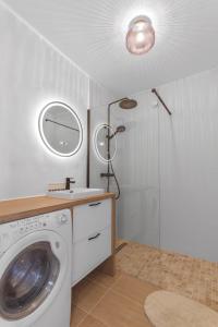 Le Thalassa - Spacious - Sea View - AC - Parking - Pool