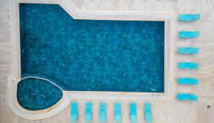 King Royal palace salkım