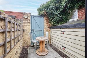Host & Stay - Horner Street