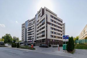 6th Floor Apartment in Cracow by Noclegi Renters