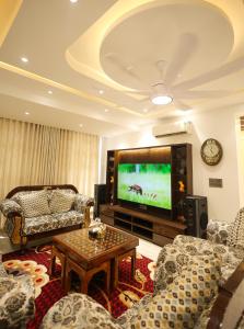 Luxury 5 BHK Duplex Villa with jacuzzi