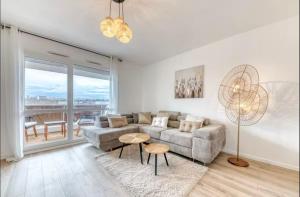 "Casa Elegance" Superbe T3 avec Terrasse - Vue panoramique à deux minutes du parc de la Tête dor