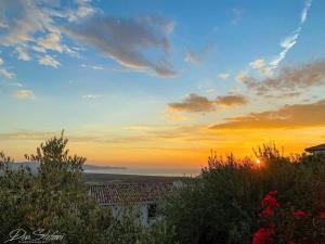 Sunset View Apartment and Pool Badesi