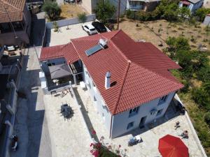 Steven Eleonas Apartments