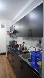 Private Room in Shared Apartment-Garden city Mall