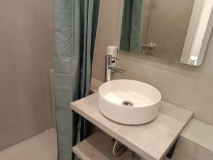 Zeus Elegant Suite by Zeus Suites