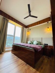 Meralya Woods - In the Luxe of Nature