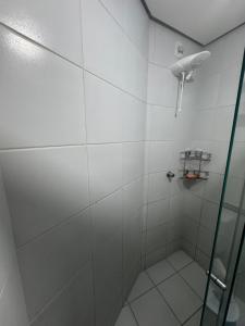 Enseada Nautico beira do lago com piscina aquecida