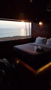 Bella Casa Beach Resort