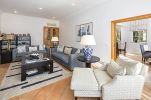 Belinha - PINHEIROS ALTOS