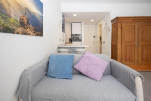 Cozy Loft & Seaside Views- 1 min Las Canteras