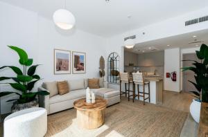 One Bedroom Apartment on Yas Island Near Yas Mall & Theme Parks