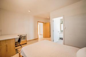 Luxury 4-Bedroom Villa by Island Host