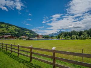 Apartment Appartement Erwin-3 by Interhome